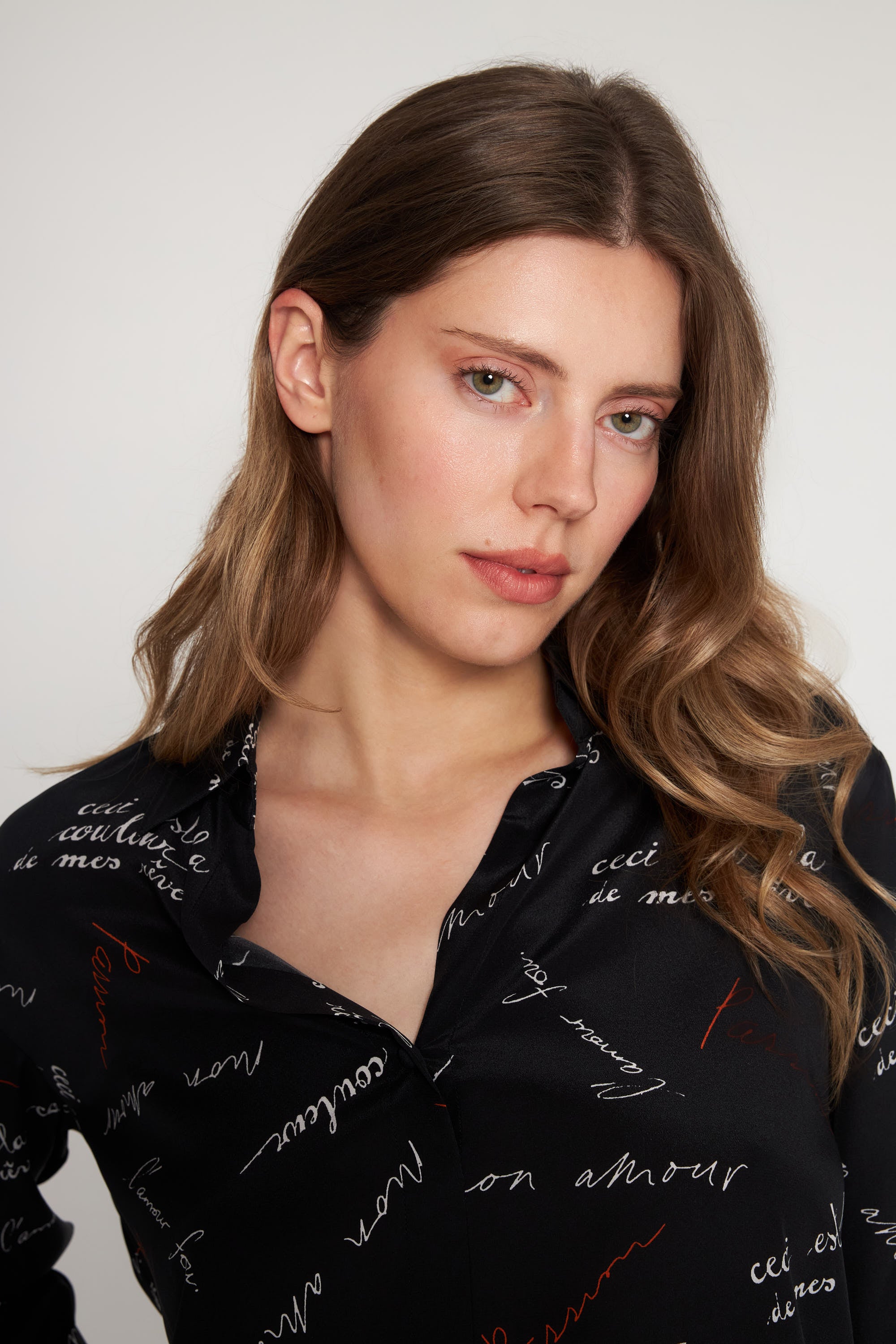 Daria French Cuff Silk Blouse - Black Passion Print
