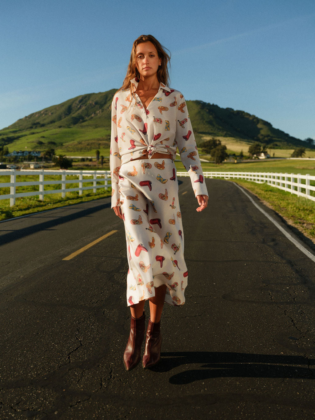 Daria French Cuff Silk Blouse - Silver Boots