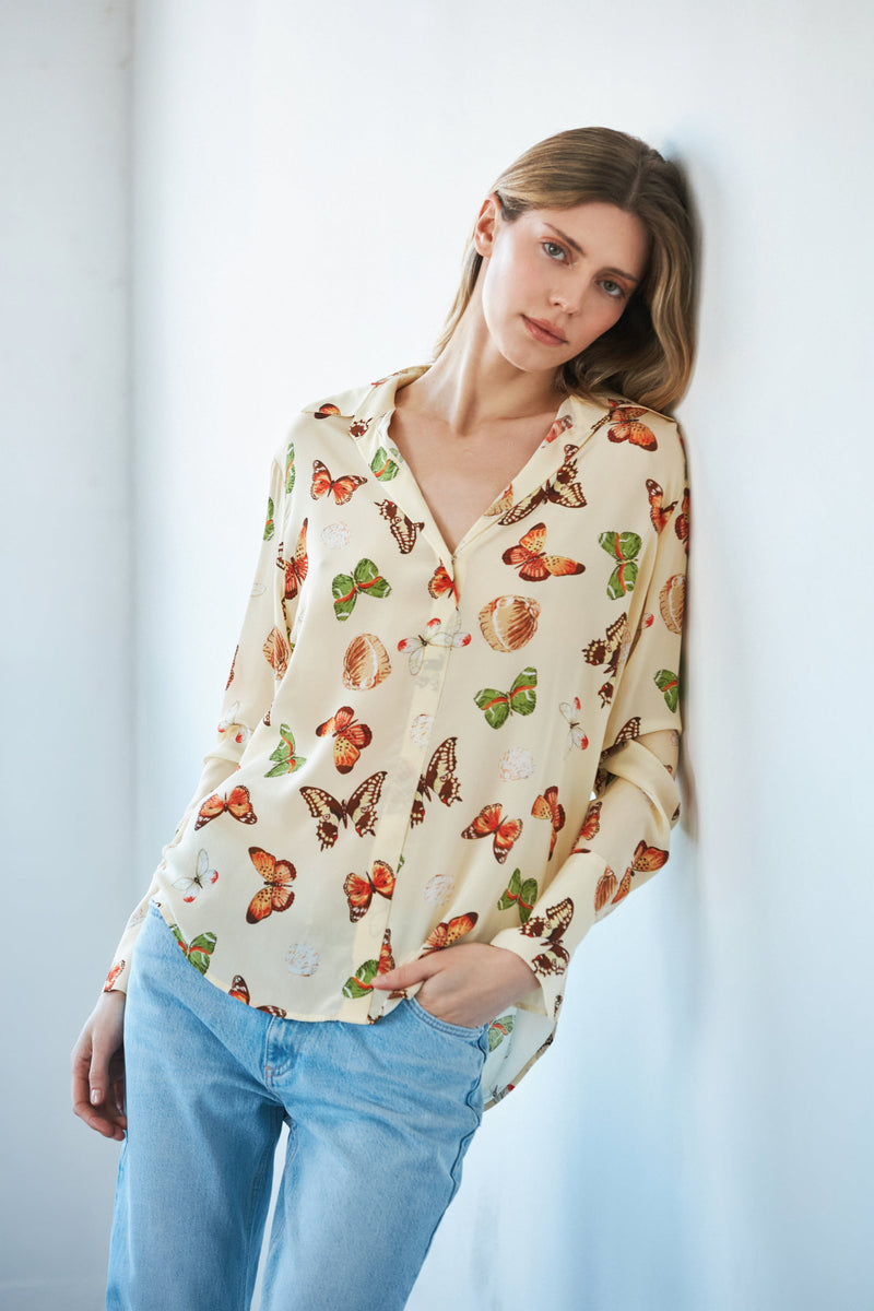 Daria French Cuff Silk Blouse - Soft Butterfly